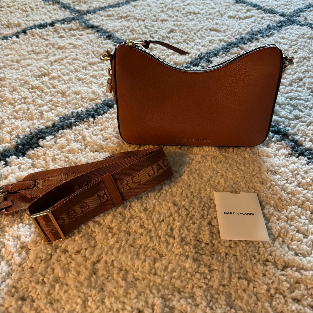 Marc Jacob’s Convertible 😍Shoulder Bag w/ crossbody strap
